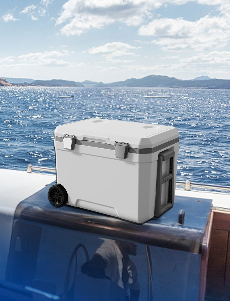 Pull Rod & Wheels Insulated Box