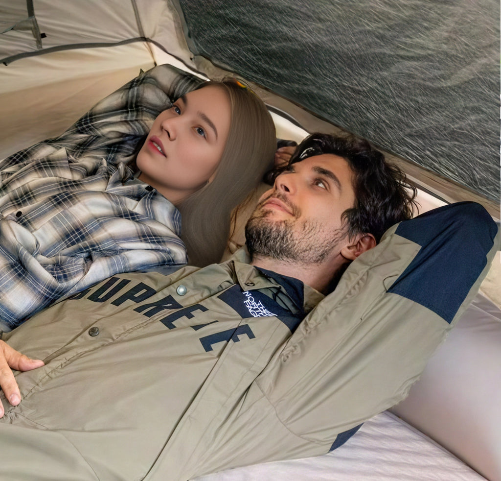 Self-inflating Sleeping Pad