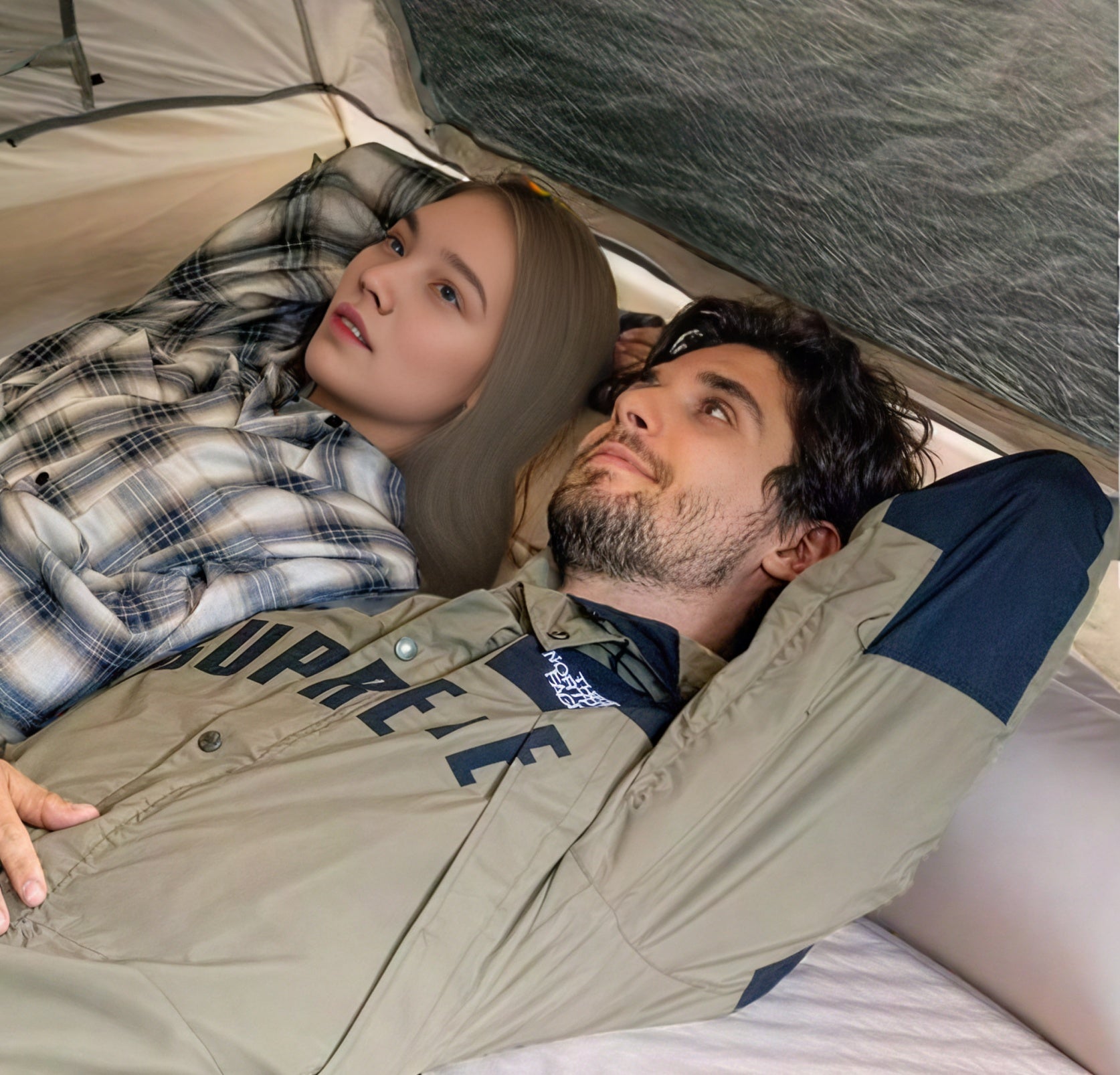 Self-inflating Sleeping Pad